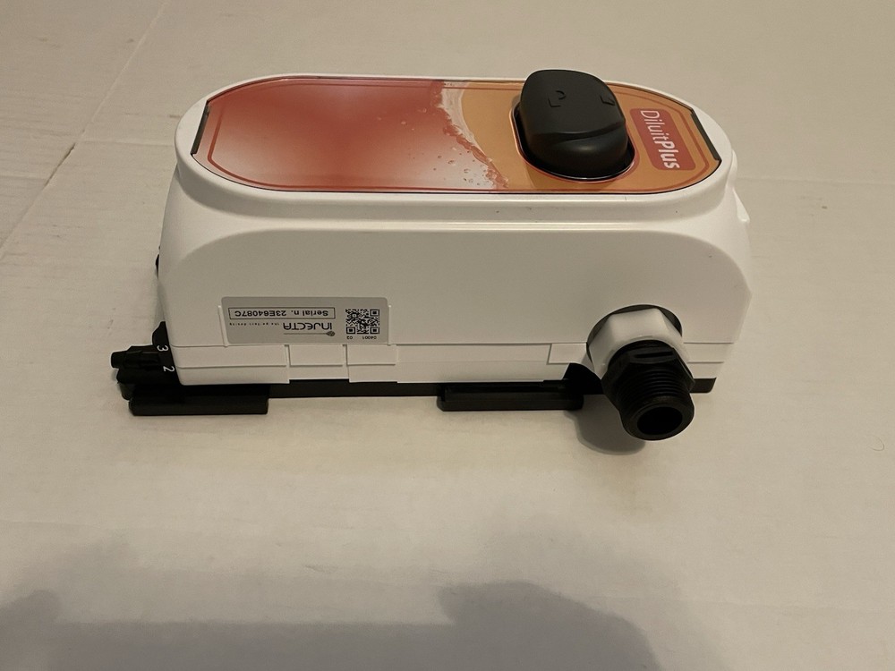 Injecta DiluitPlus Flex Gap Push Lever Mixing Station