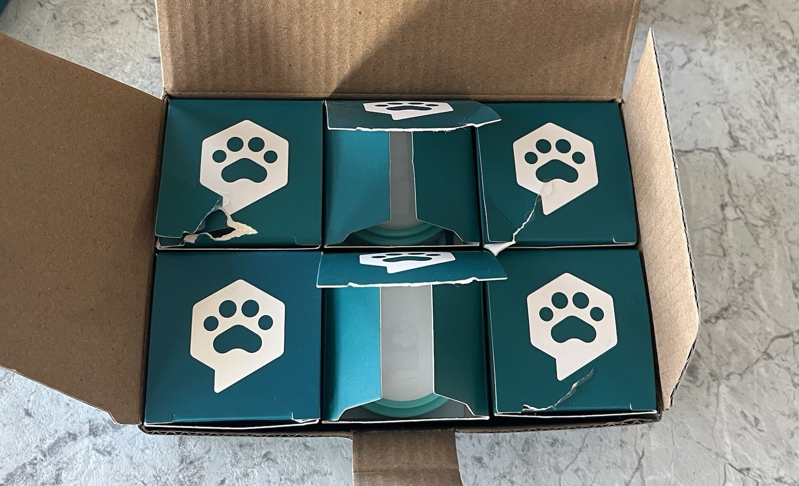 Gently Used Fluent Pet Connect Base with 6 HexTiles and 30 Connect Buttons