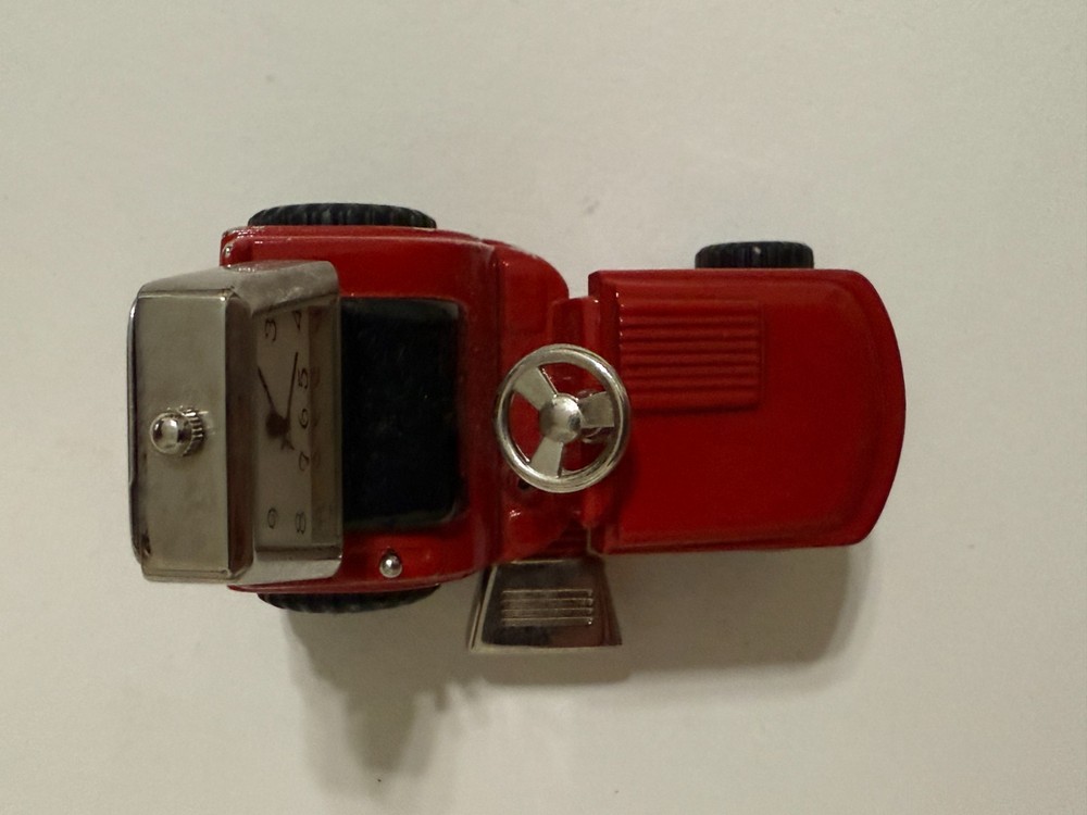 Breeze Collection Red Riding Mower Desk Clock, 2.5" long, UNTESTED