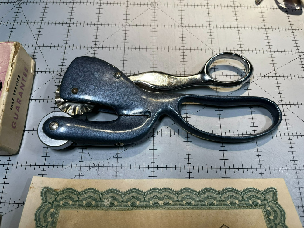 The Florian Pinker..Pinks As It Rolls