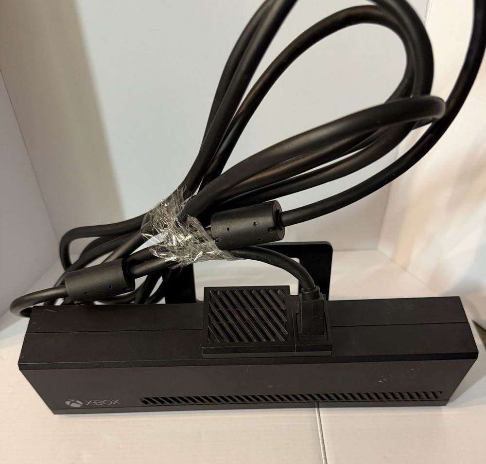 Microsoft 1520 Kinect Sensor - Black (KInect Only) (1/12)