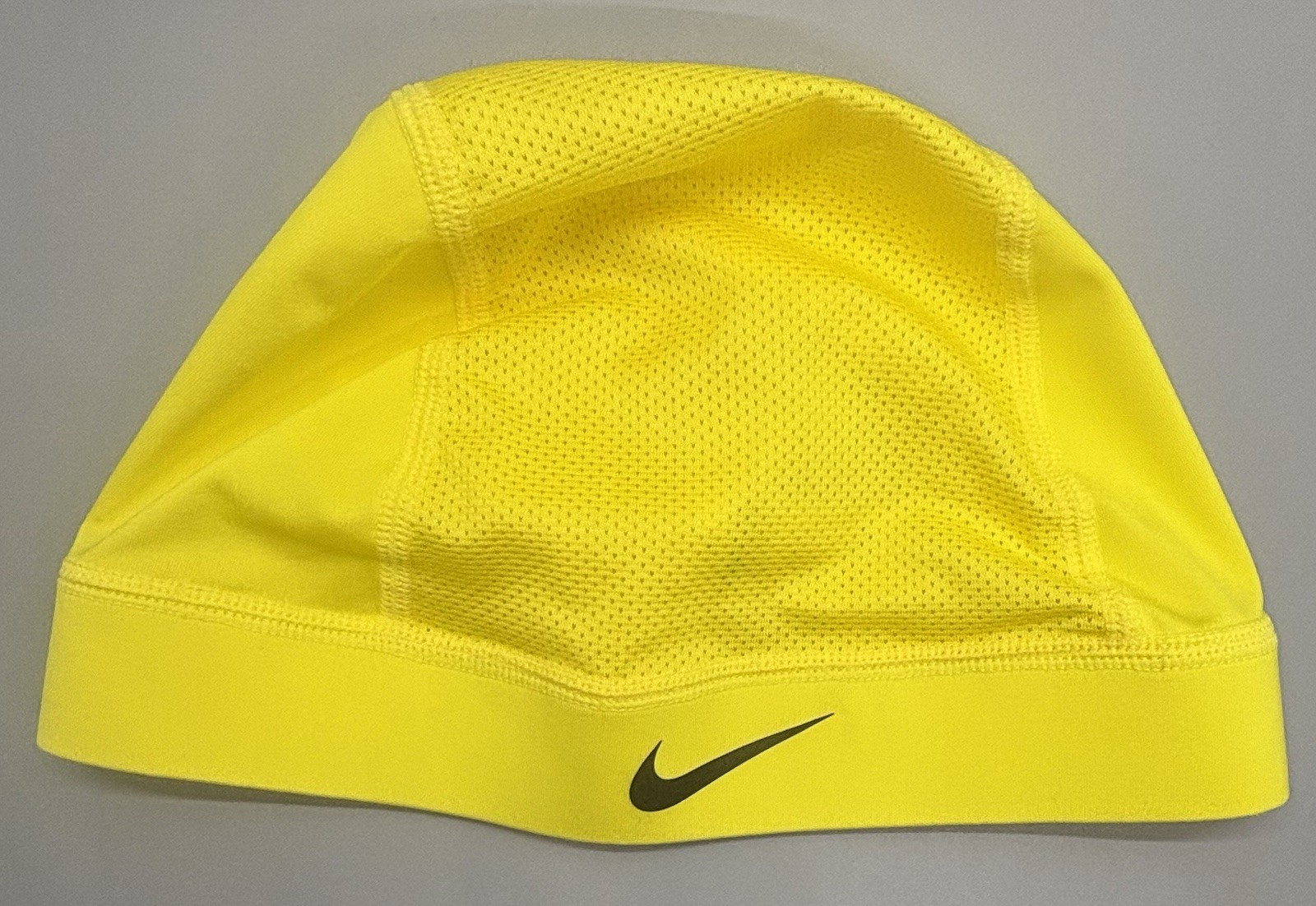 Nike Football Oregon Ducks Team Issued Yellow & Black Skull Cap BRAND NEW!