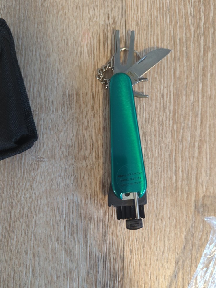 Avon Golfer's Multi Tool RARE Pocket Knife New