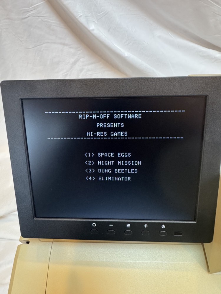 Apple IIe Computer Software bundle w/ Games - Applications - DOS - Diagnostics