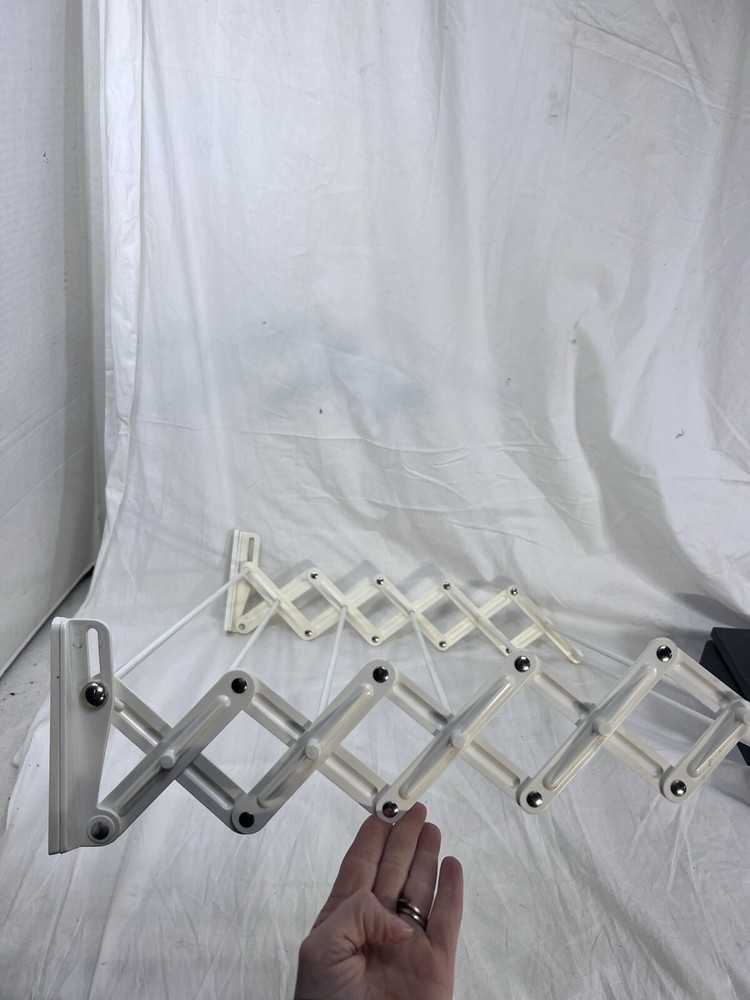 Accordion CLOTHES DRYING RACK WALL MOUNTED Laundry Hanger Collapsable