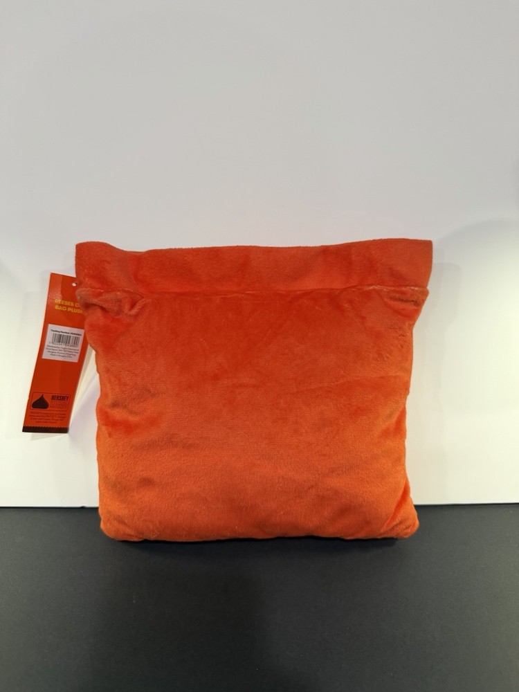 Reese's Peanut Butter Cups Share Pack Plush With Tags Empty Pouch