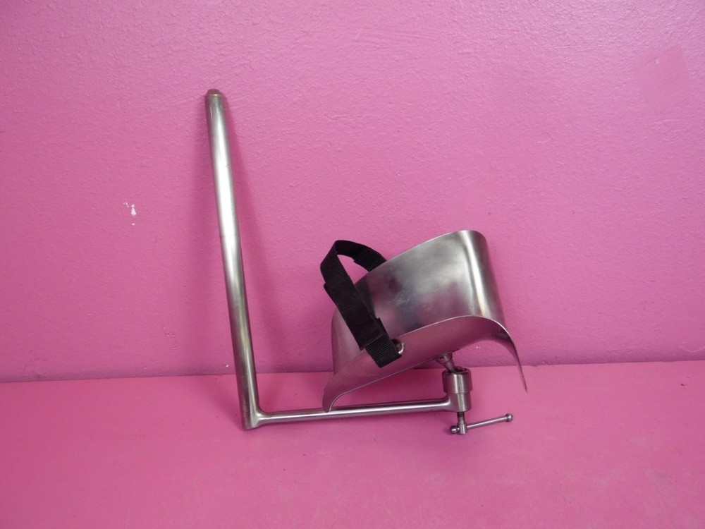 Universal Articulating Leg Well Holder Stirrup Positioning Table Accessory