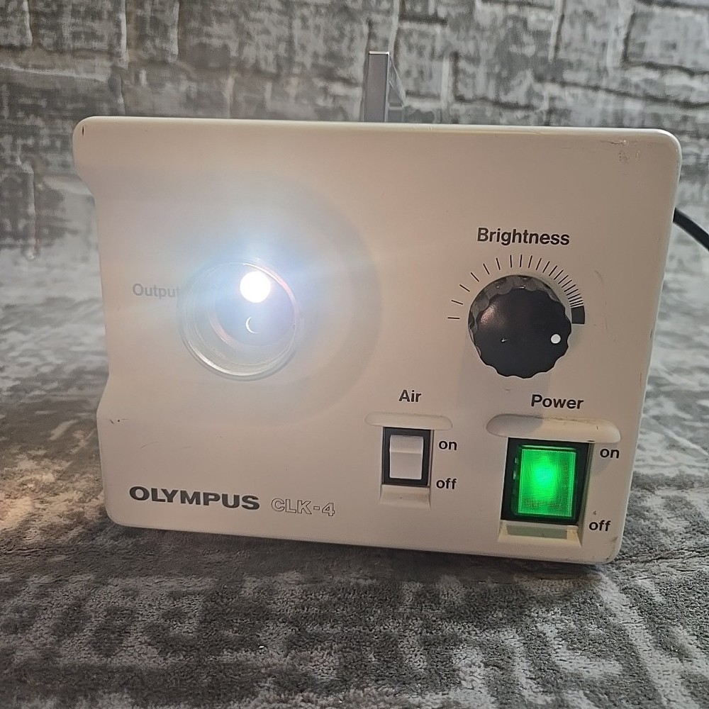 Olympus Optical - CLK-4 Halogen Light Source