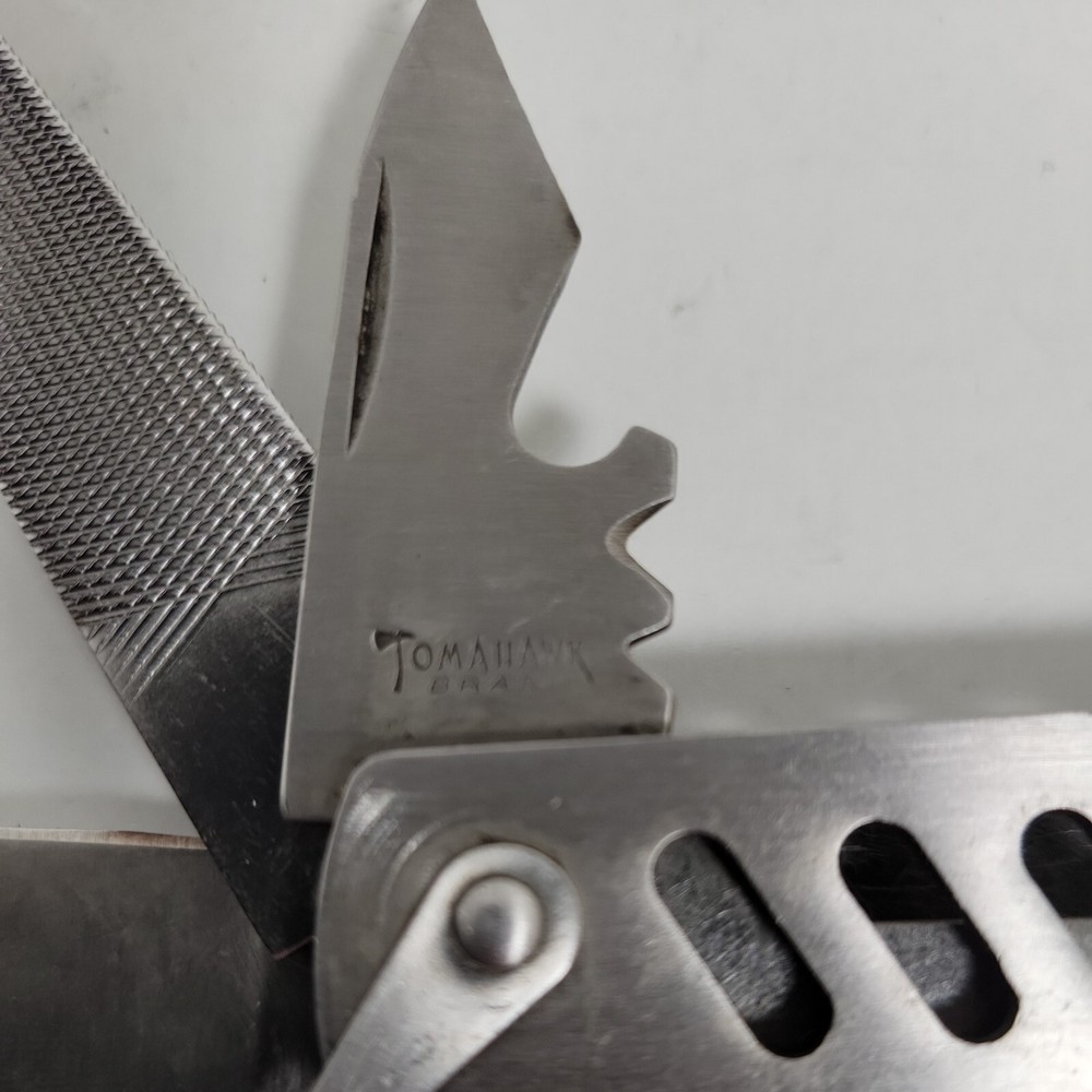 Tomahawk Multi Tool - Pliers, Knife, File, Phillips/Flat Screwdriver, Opener