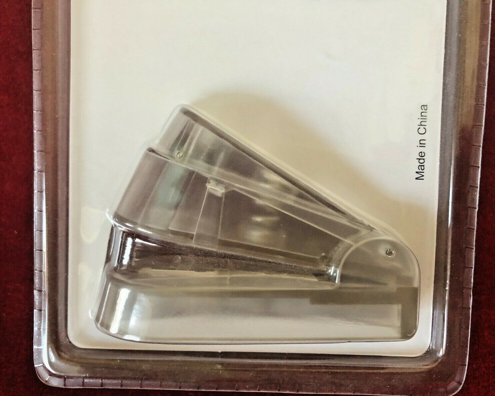 MAGIC STAPLER - CHILD SAFE - ATTACH PAPERS WITHOUT STAPLES - NEW IN PACKAGE