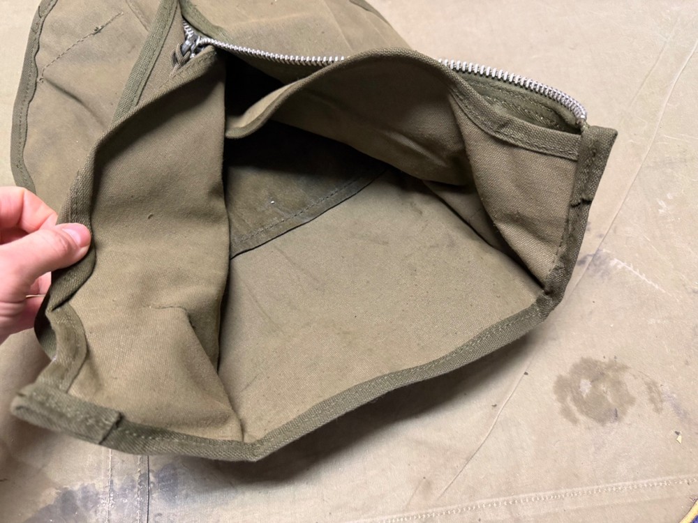 ORIGINAL WWII US ARMY INFANTRY .30 CAL TRIPOD MOUNT COVER HOOD