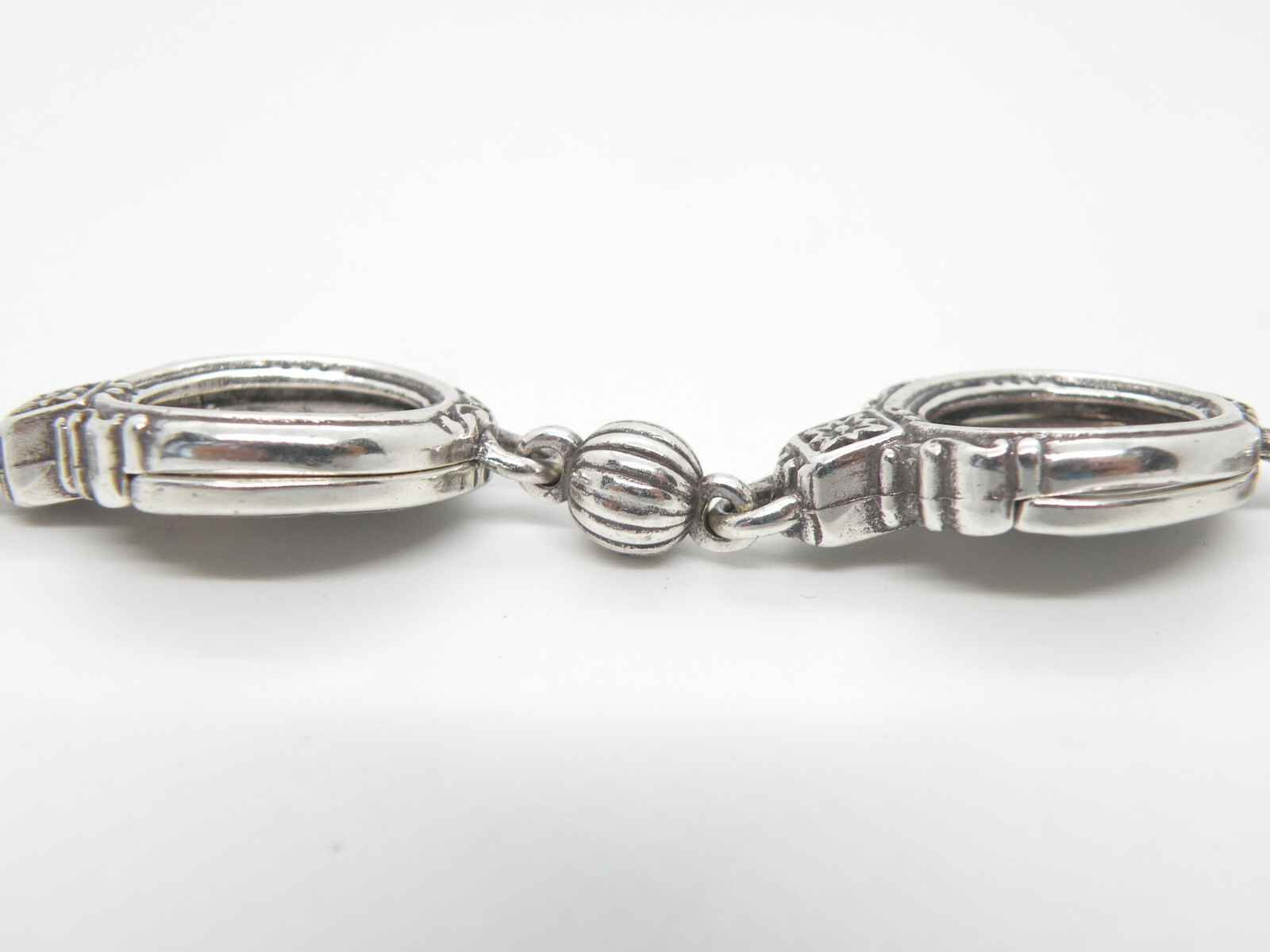 Brighton Signed Women Memory Lane Oval Photo Frame Silver Jewelry Bracelet 33b1