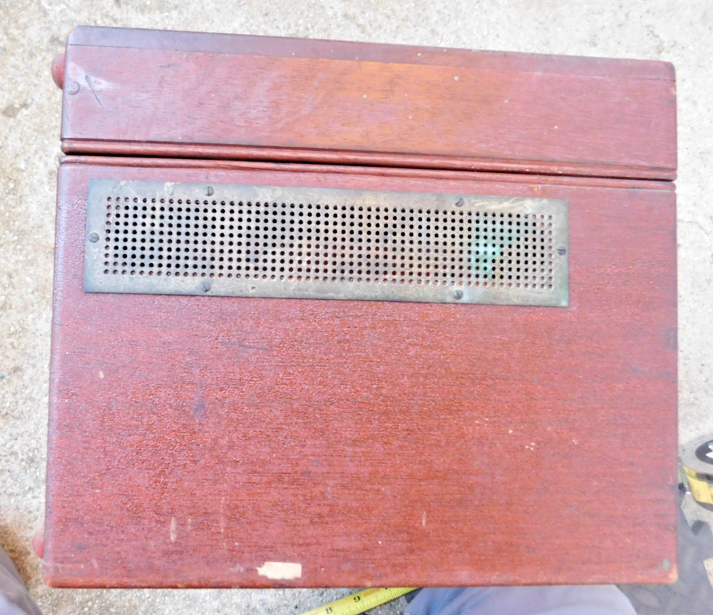 ANTIQUE WESTON MODEL 329 POLYPHASE WATTMETER IN WOOD CASE WITH INSTRUCTION BOOK