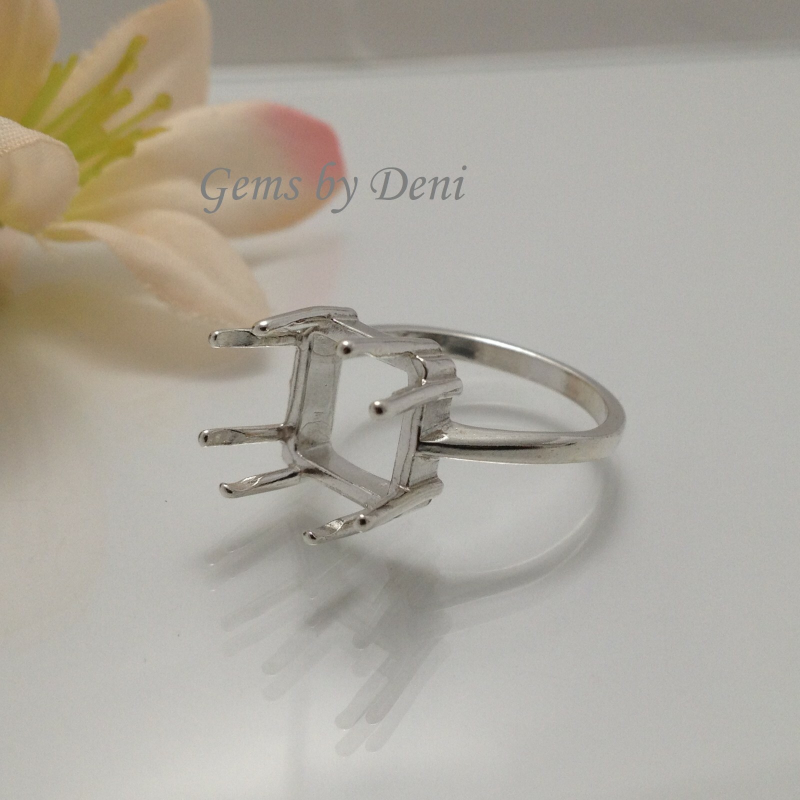 (5x5-12x12mm) Square 8-Prong Sterling Silver Pre-Notched Ring Setting Size 7