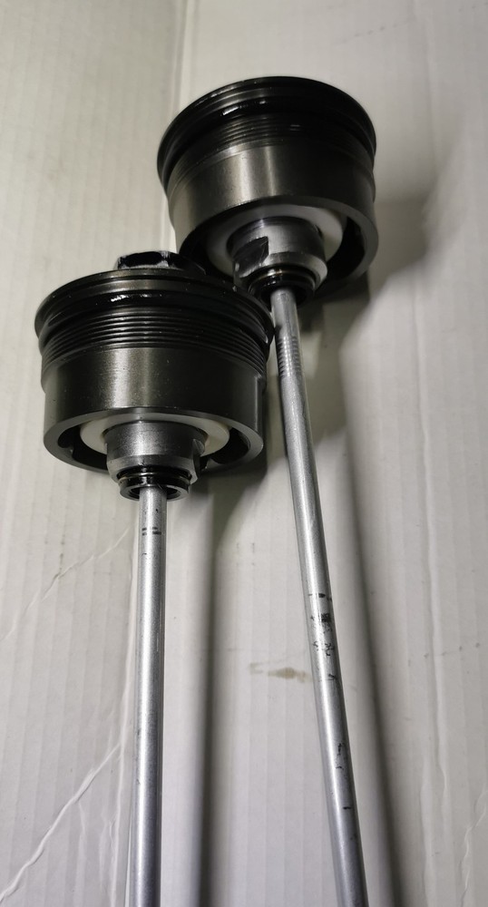PAIR OF CAPS ADJUSTMENT PRELOAD FORK CBR 1000 RR