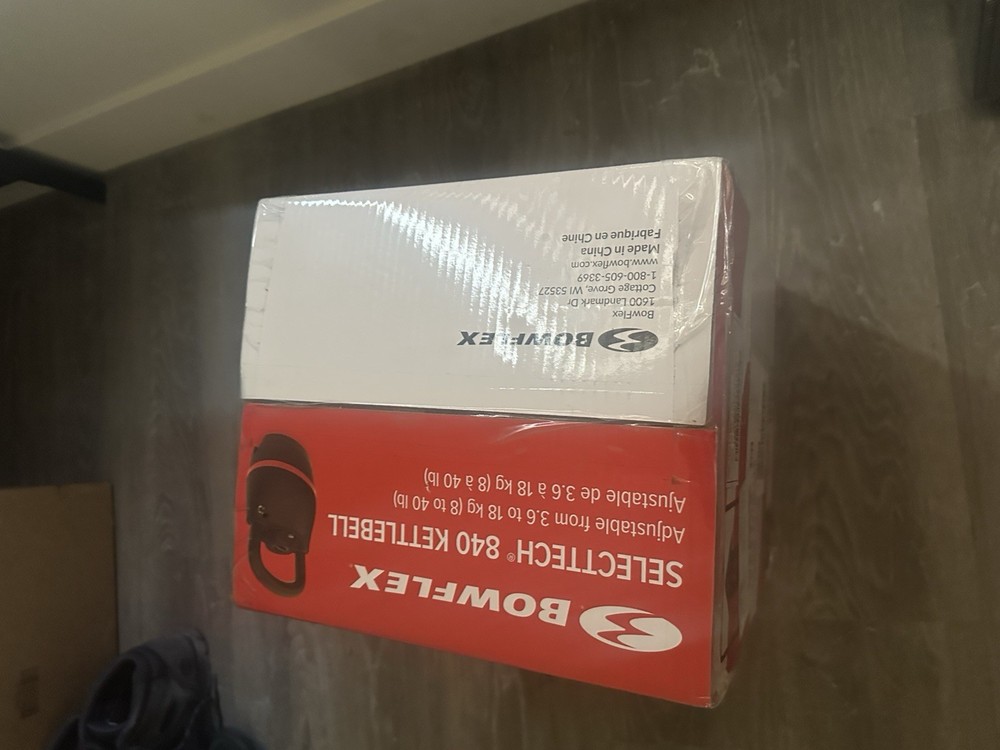 Bowflex SelectTech 840 Adjustable Kettlebell 8-40 lb Black Space Efficient