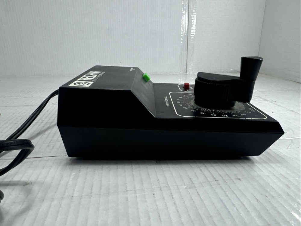 MRC Tech 2 Rail Power 1400 Transformer, Controller For Train Set Ho / N Scale