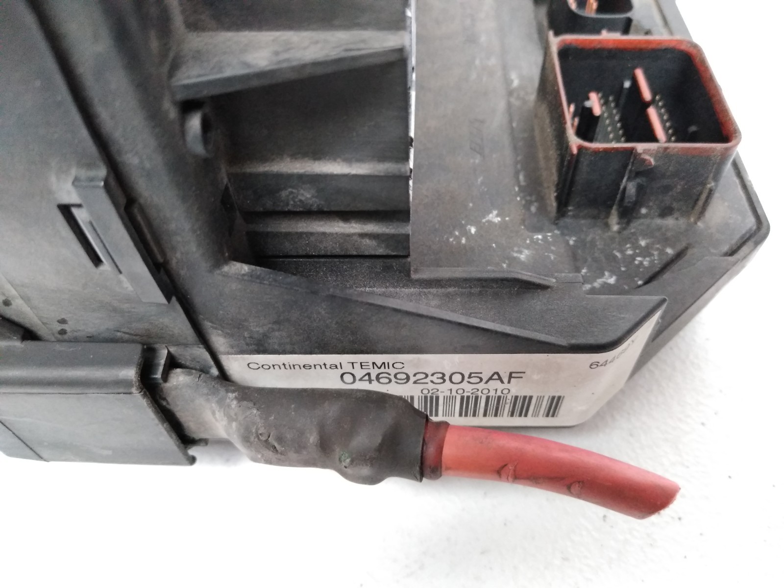 04692305AF Dodge 2010 Grand Caravan Fuse Box Journey T&C Routan TIPM Engine B2