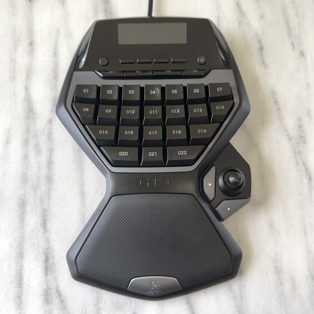 Logitech G13 USB Programmable Gameboard with LCD Display