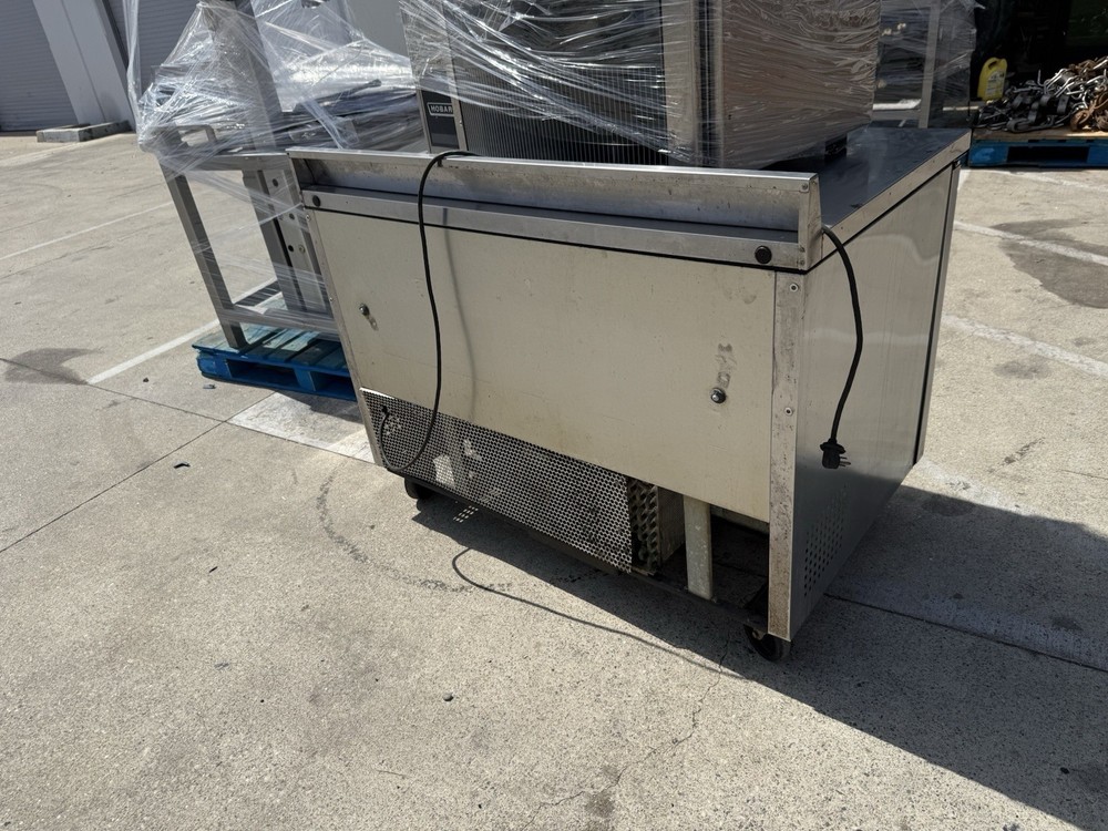 TRUE WORK TOP FREEZER 48” TWT-48F