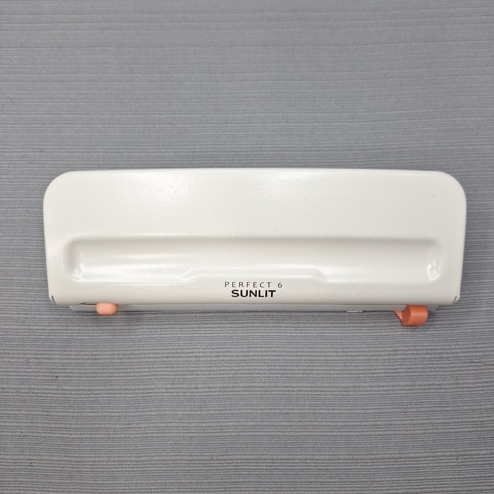 Sunlit Perfect 6 Hole Paper Adjustable