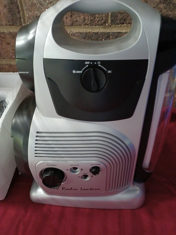 8 N 1 Mini TV/ Lantern
