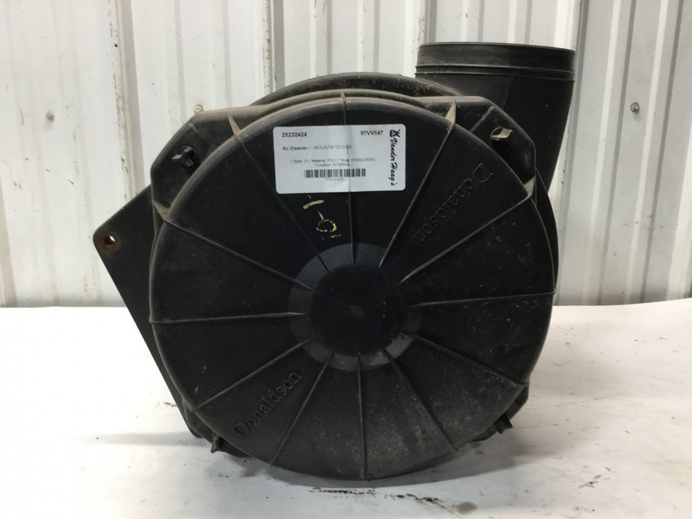 Volvo WAH Air Cleaner - Used