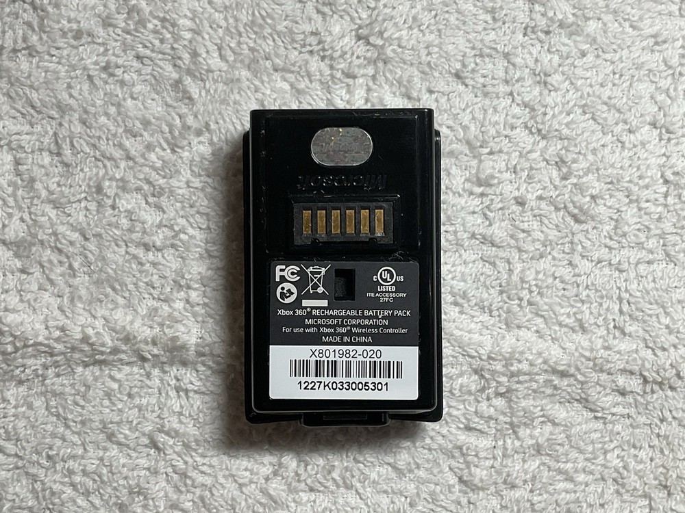 Xbox 360 Replacement Rechargeable Battery Pack for Controller