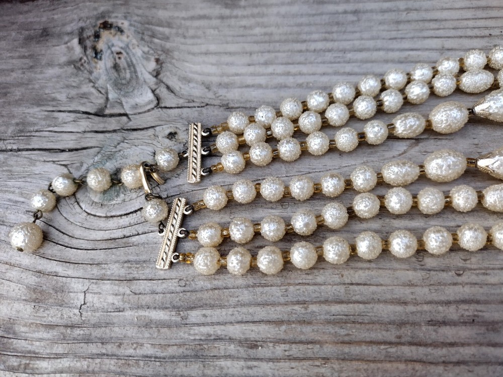 Vintage plastic necklace