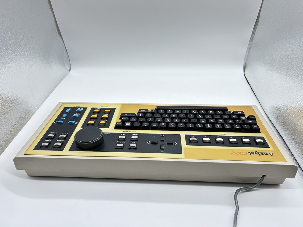 KEVEX 8000K/B DIGITAL ELECTRON MICROSCOPY ANALYST KEYBOARD W/ TEMPLATE & CABLE