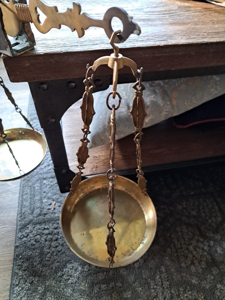 Vintage Brass Scale top . Missing Bottom..