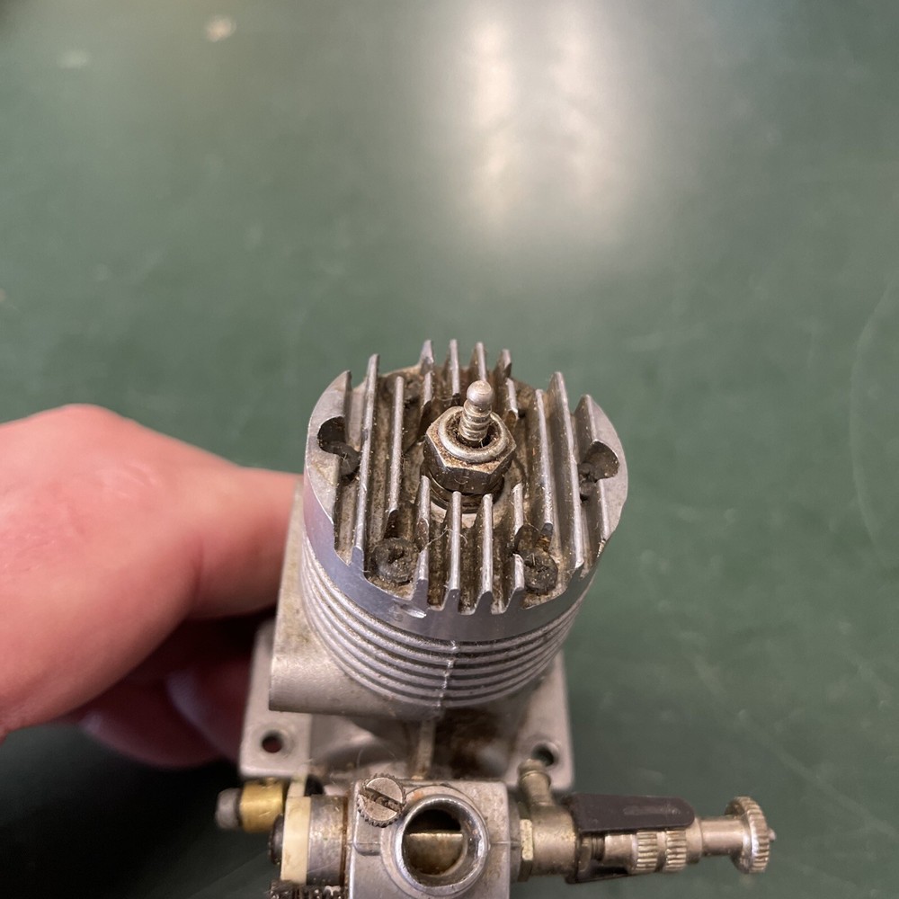 OS Max 25 RC Airplane Engine Nitro Glow 2 Stroke Untested