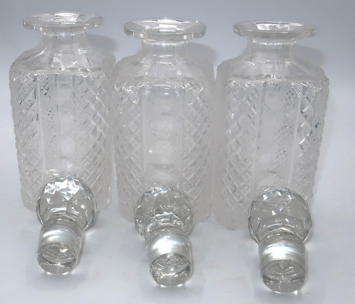 MAPPIN & WEBB Silver Plated Liquor TANTALUS w/ 3 Decanters & Lock, 13" x 12"