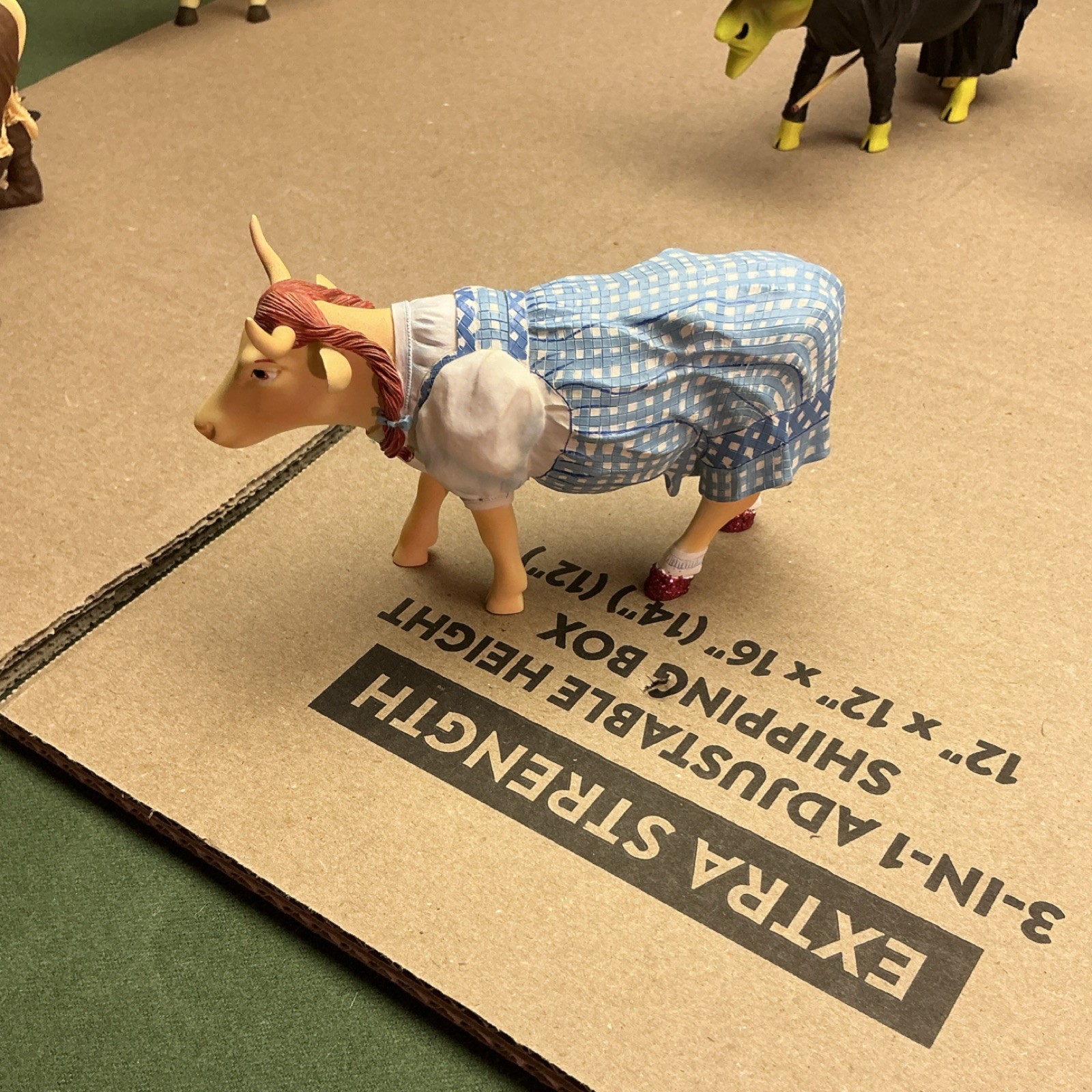 CowParade Wizard of Oz Cow Figurine Set Resin COMPLETE SET 6 1/2 long by 5 tall