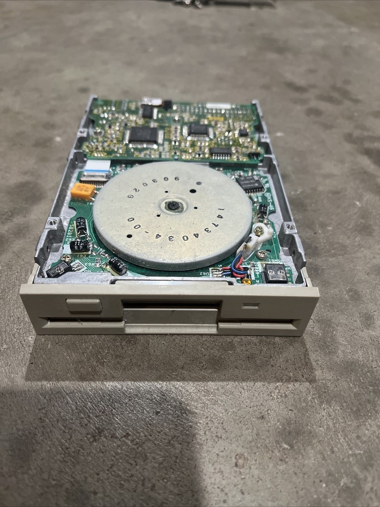 TEAC FD-235HF 3.5" Internal Floppy Disk Drive