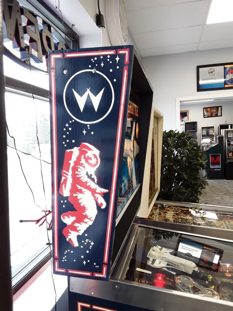 Space Shuttle Pinball Machine by Williams