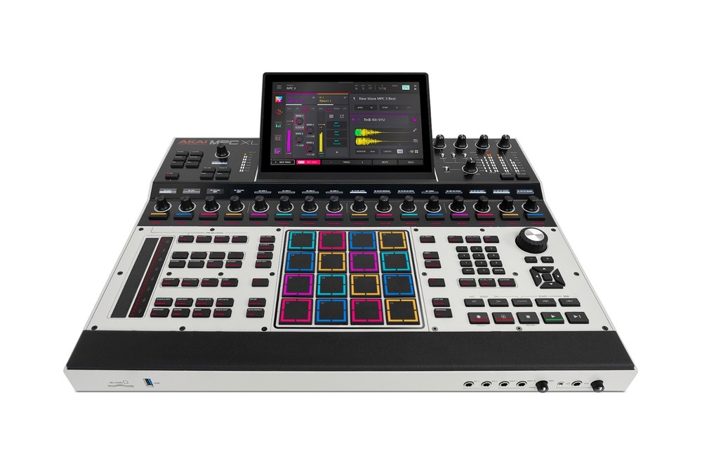 Akai MPC XL Standalone Sampling Workstation (NEW)