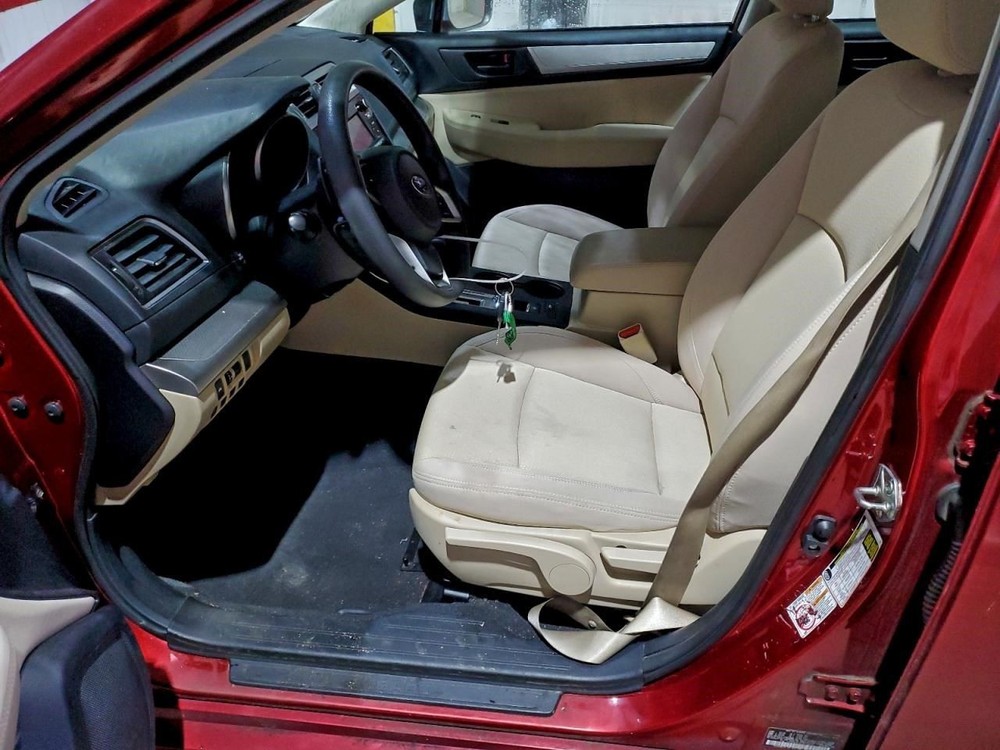 LEGACY 2018 Glove Box 2074503