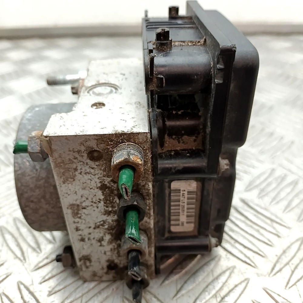 RENAULT CLIO EXPRESSION 16V ABS PUMP MODULATOR CONTROL UNIT 7701209606