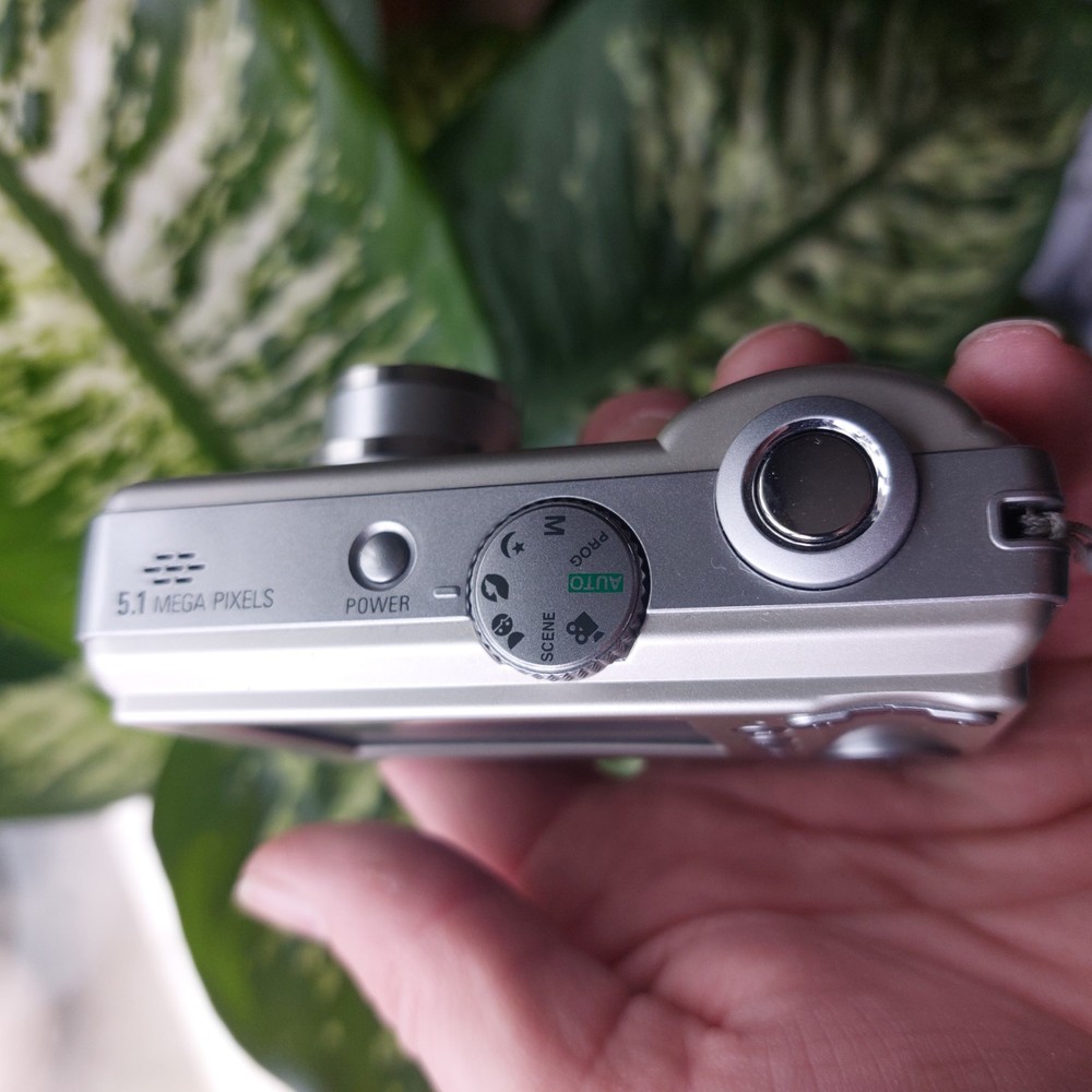 Samsung Digimax Camera Cyber 530