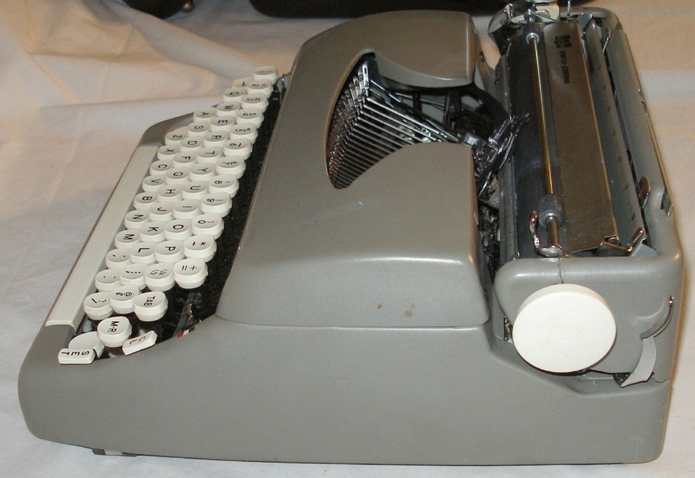 TYPEWRITER SMITH CORONA 1965 STERLING 5AX