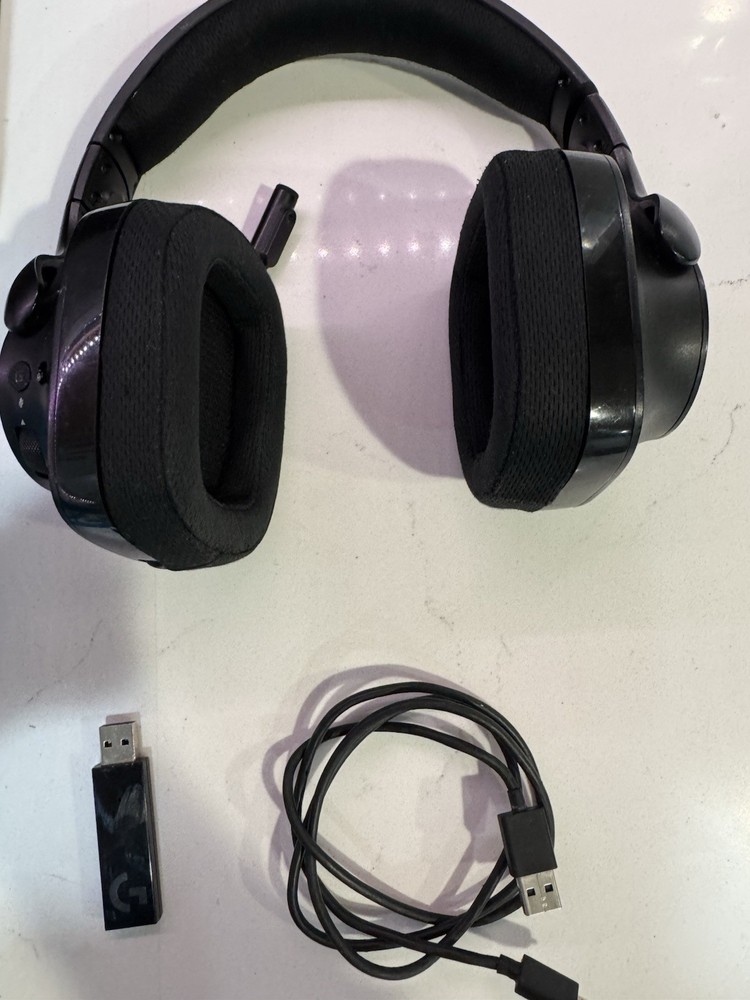 Logitech G Wireless Gaming Bundle – Keyboard, Mouse, Headset, Powerplay