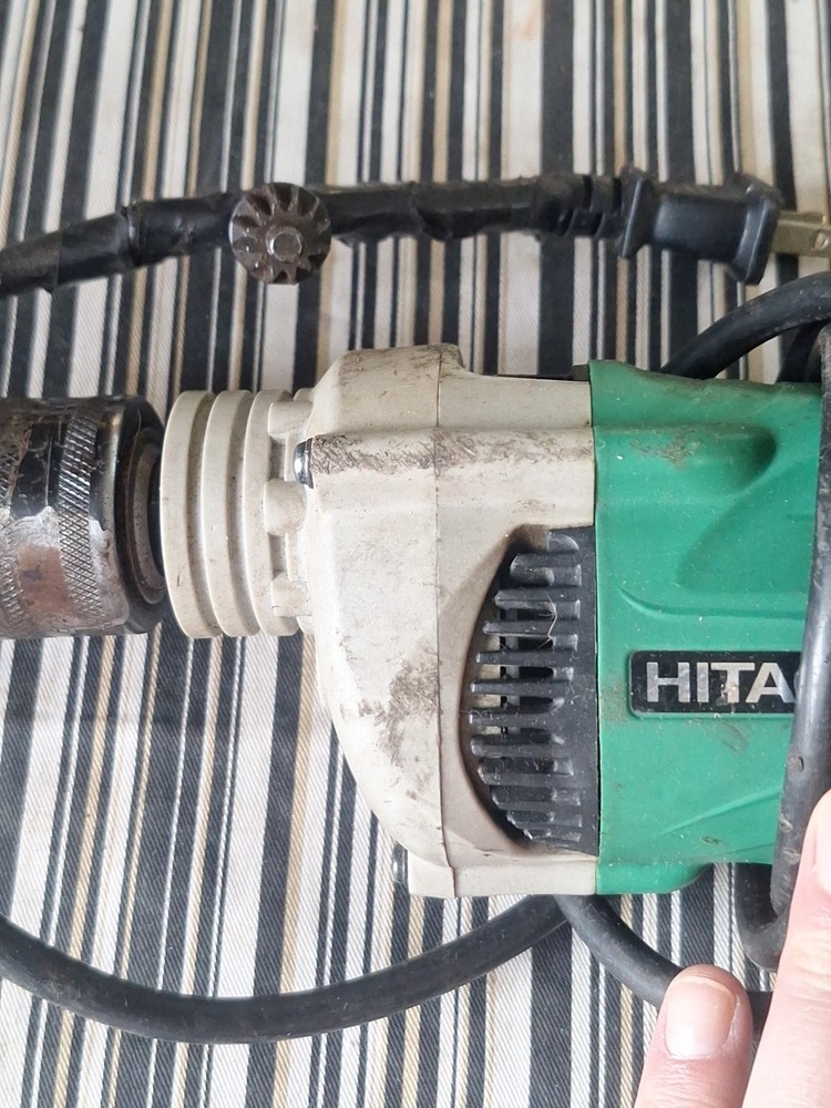 HITACHI DV 16VSS CORDED HAMMER DRILL (USED)