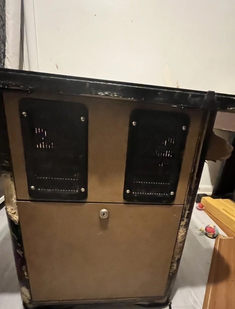 Original SPACE INVADERS Cocktail Table ARCADE MACHINE MIDWAY 1978