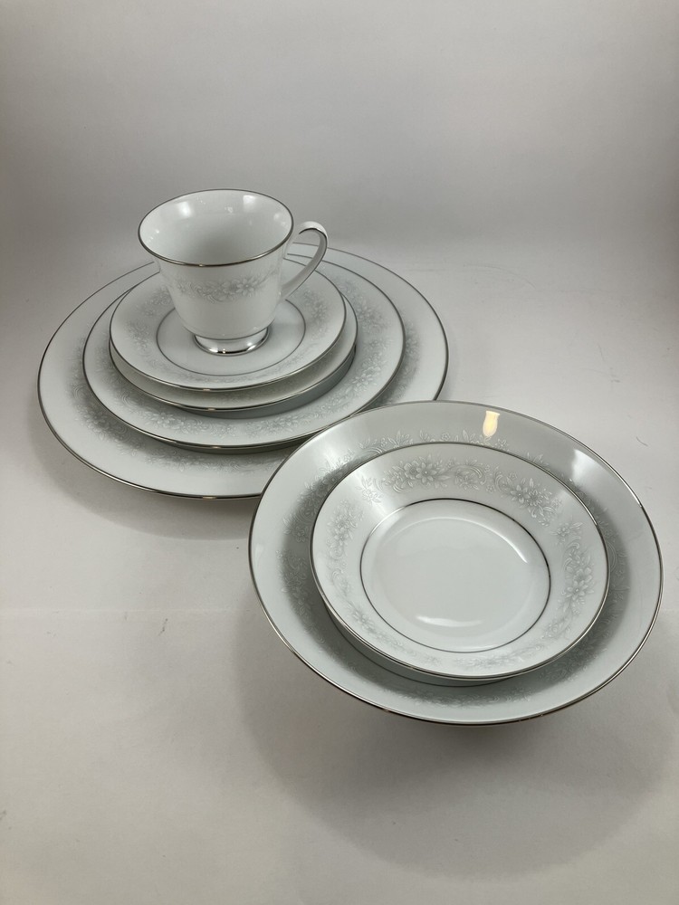 Noritake "Cumberland" #2225 7-Piece Place Setting (multiple available)