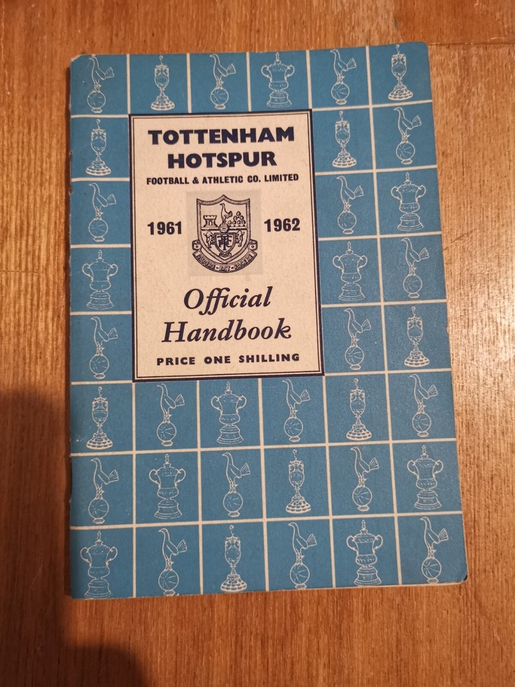 Tottenham Hotspur handbook 1961/62
