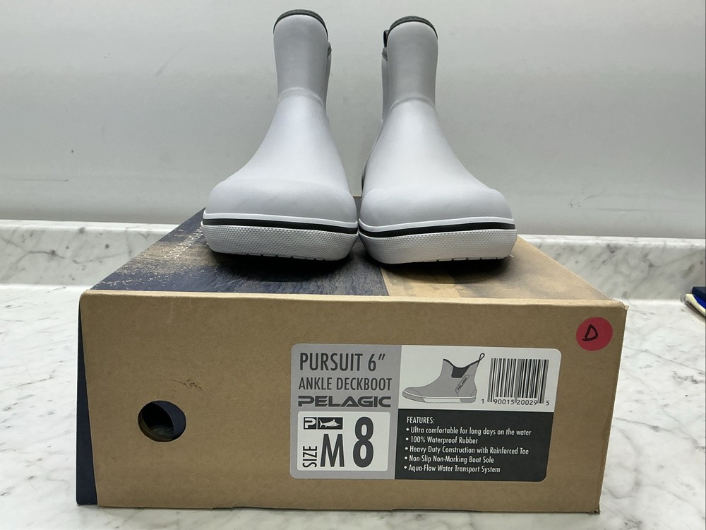 Pelagic Pursuit 6” Ankle Deckboot Grey *Size 8*