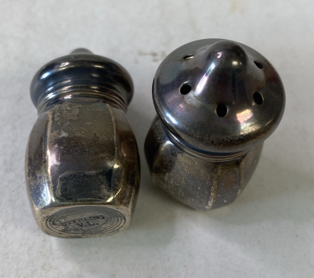 Vintage Sterling Silver Salt And Pepper Shaker set Signed V.L. (Vincent Lollo)