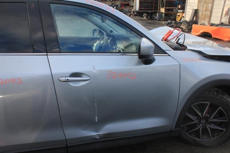 CX-5 2018 Camera/Projector 590621