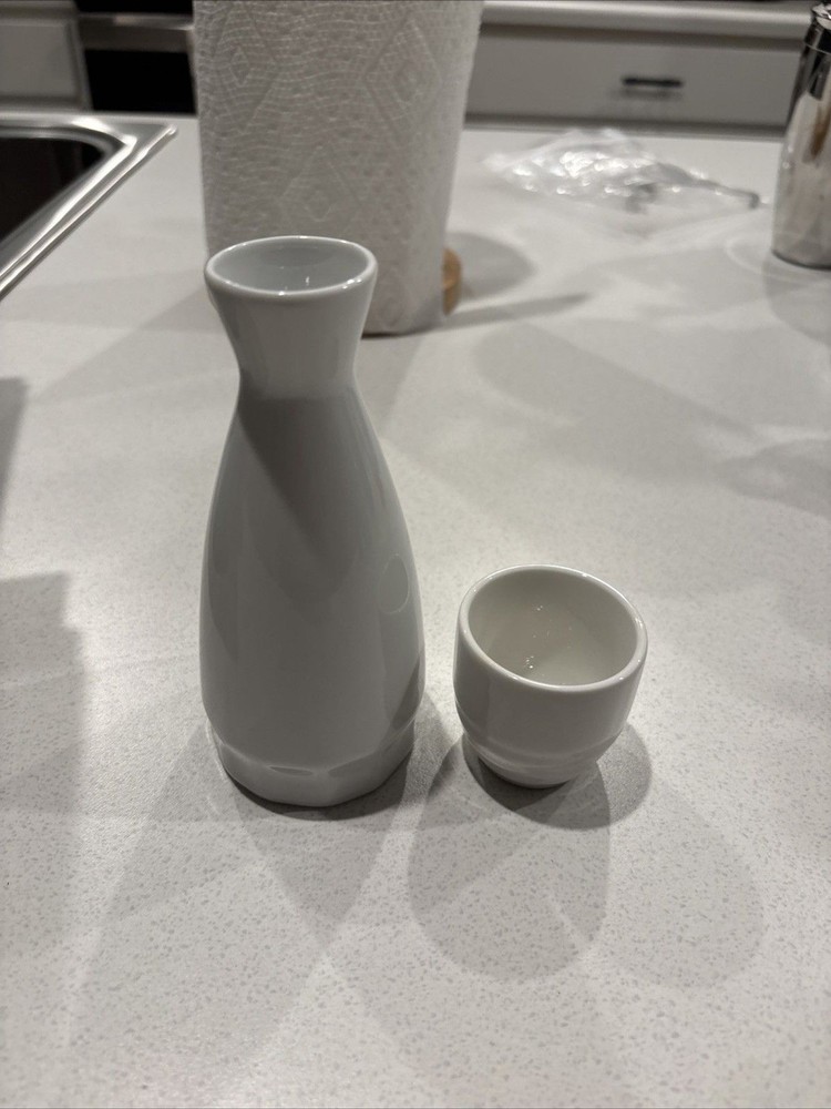 Sake Set White 2 Piece Cameo China